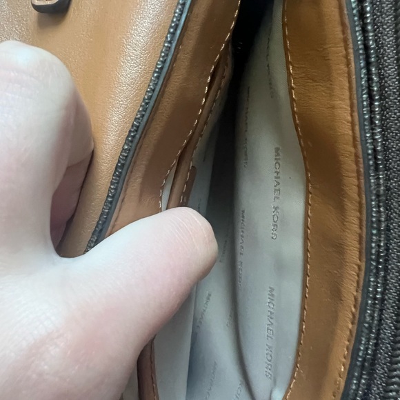 Micheal Kors Shoulder Purse - Picture 3 of 4